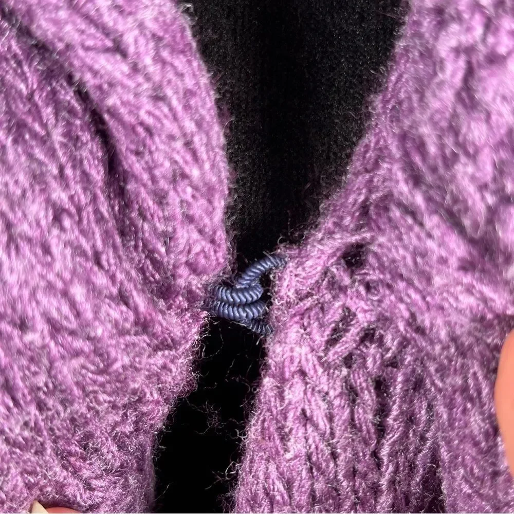 Hand Crafted vasilka hand